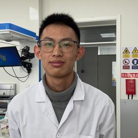 Weitong Liu